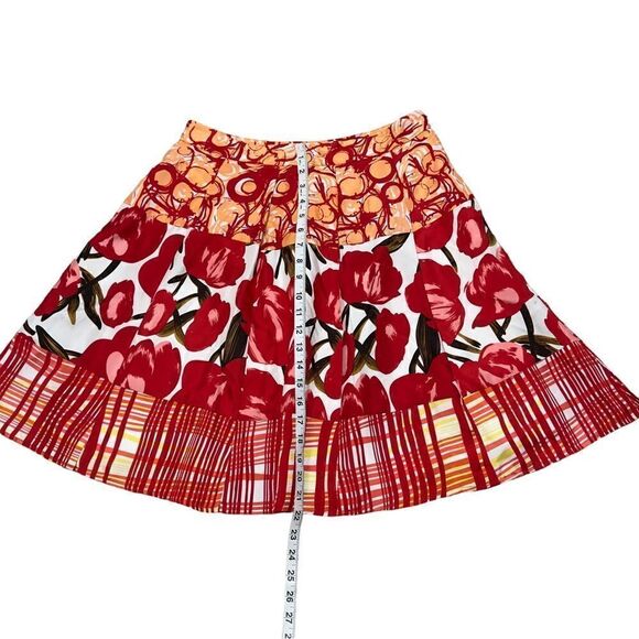 Peter Nygard Tulip Print Pleated Mini Skirt Size 6 - Picture 3 of 10